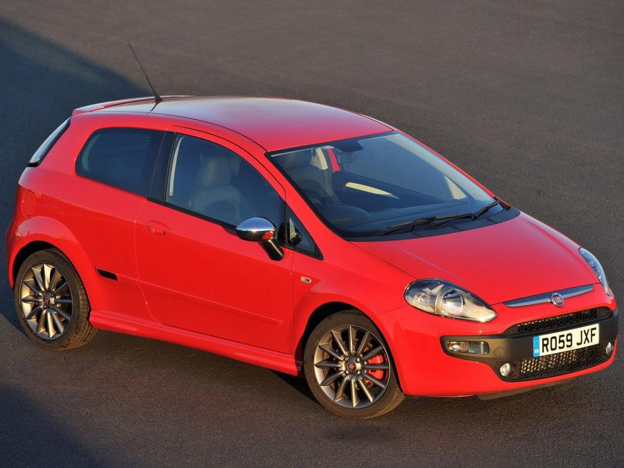  Fiat Punto Evo 3-Door 2010 года  (UK) (фото 8 из 16)